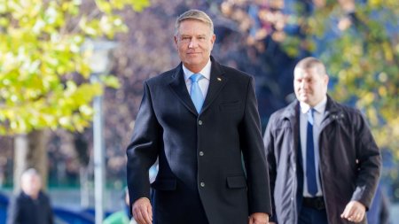 Creste presiunea pe Klaus Iohannis sa se retraga. In Parlament incepe, luni, procedura de suspendare