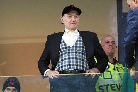 Gigi Becali a stabilit cu ce echipe se lupta la titlu: Eu le vedeam doar pe CFR si Craiova, dar si ea a intrat in carti