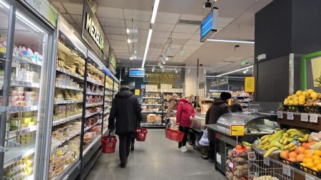 Cum a fost la boicot prin supermarketurile din Bucuresti. Domnul Georgescu ar trebui sa se gandeasca ca noua ne face rau