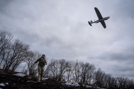 Ucraina a aprobat folosirea unor drone de mare viteza pe campul de lupta. Ce este aeronava fara pilot Baton