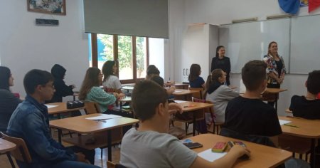 Cum vad elevii reformarea sistemului de Educatie: Vrem manuale atractive, profesori implicati si libertatea de a ne alege viitorul