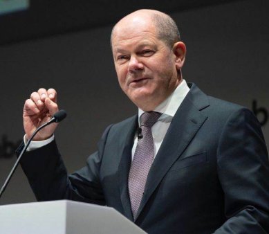 Olaf Scholz il critica pe Vance in urma declaratiilor de la Conferinta de Securitate de la Munchen