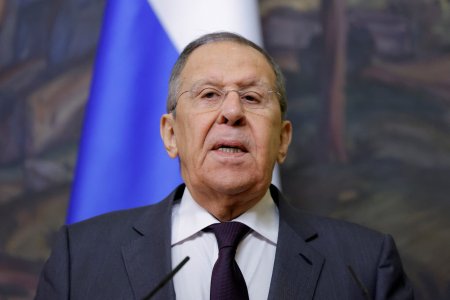 Lavrov si Rubio bat palma. Marile puteri decid viitorul Europei