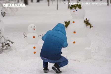 Bucurestiul sub zapada: meteorologii anunta noi ninsori si temperaturi negative in urmatoarele ore