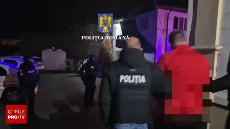 Criminalul din Dolj a fost arestat. Orbit de furie, l-a ucis pe iubitul fostei sotii si a ranit inca doua persoane