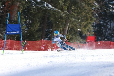 Poiana Brasov gazduieste <span style='background:#EDF514'>CAMPIONATUL</span> National de Schi