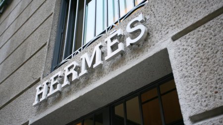 Hermès a anuntat ca a avut vanzari peste asteptari anul trecut si toti cei 25.000 de angajatii vor primi cate un bonus generos