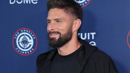 Casa lui Olivier Giroud din Los Angeles a fost sparta. Paguba este de jumatate de milion de euro