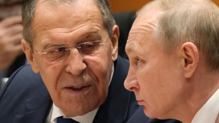 Serghei Lavrov a vorbit despre Calin Georgescu la Riad. Ministrul de Externe al Rusiei a mintit ca Romania cere <span style='background:#EDF514'>BUCATI</span> din Ucraina