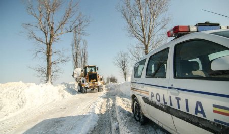 Echipamente auto obligatorii pe timp de iarna. Ce trebuie sa ai in masina pentru a evita amenzile