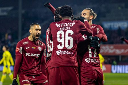 CFR Cluj - Petrolul 2-0. E<span style='background:#EDF514'>CHIPA</span> lui Mutu isi ia adio de la playoff