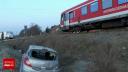 O masina a fost lovitpa de tren, in Bistrita. Soferul nu a oprit la trecere