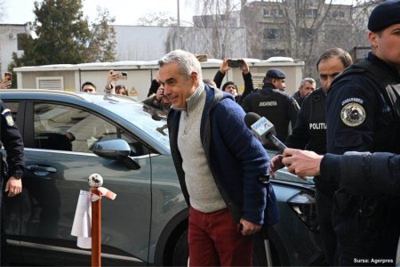 Parchetul General 's-a trezit in constiinta' si l-a pus pe Calin Georgescu, sub control judiciar