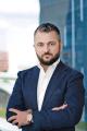 ZF Tech Day. Madalin Dumitru, fondator si CEO, Cyber Smart Defence: Asa cum pentru NATO se cere un buget minim de aparare de 2-3-5% din PIB, la fel pentru companii ar fi suficient un procent de 4-5% din cifra de afaceri pentru cybersecurity. Un s<span style='background:#EDF514'>ING</span>ur atac cibernetic poate costa compania cat investitia in securitate pentru totdeauna