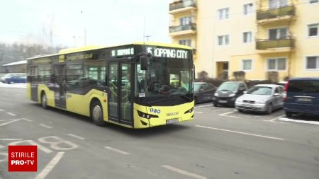 Gestul facut de <span style='background:#EDF514'>UN SOFER</span> de autobuz din Sibiu dupa ce a vazut o pasagera care nu s-a asezat pe scaun. VIDEO