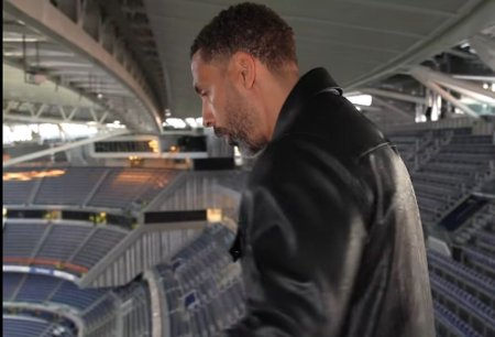 Rio Ferdinand, tur exclusiv al celui mai tare stadion din lume: N-am mai vazut asa ceva! Mi s-a <span style='background:#EDF514'>TAIAT</span> rasuflarea