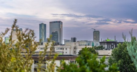 Cat costa un penthouse in Bucuresti, zona Aviatiei. Asta e cumva la <span style='background:#EDF514'>MANSARDA</span> unui bloc comunist?