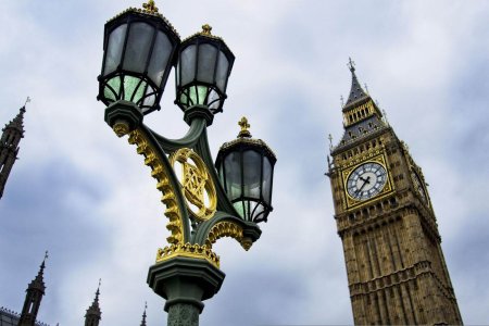 Big Ben, escaladat intr-un protest palestinian