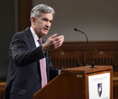 Jerome Powell: 'Fed asteapta mai multa claritate asupra politicilor lui Trump'