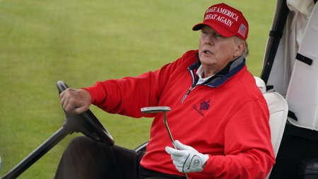 Cum au ajuns americanii sa plateasca zeci de milioane de dolari pentru partidele de golf ale lui Donald Trump