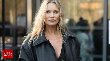 Kate Moss si fiica sa, aparitie sofisticata la Saptamana Modei de la Paris. Lila Moss, pe urmele mamei sale. GALERIE FOTO