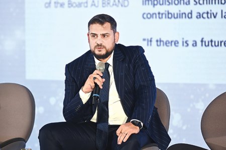 AJ BRAND, grup antreprenorial romanesc din energie: Toata lumea are impresia ca nu avem companii care sa construiasca proiecte energetice mari. Asa credeau si cu autostrazile pana a venit Umbrarescu si construieste toata Romania. In Spania noi am construit 7.000 MW