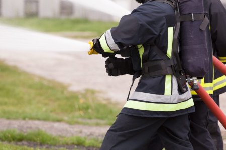 Alerta de incendiu intr-o cladire SRI. Pompierii au fost anuntati