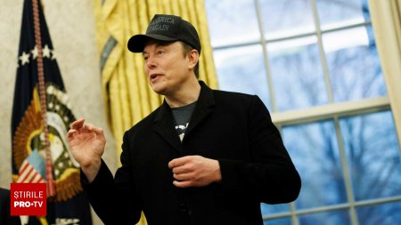 Elon Musk l-a numit tradator pe un senator democrat care sprijina Ucraina. Cum i-a raspuns politicianul