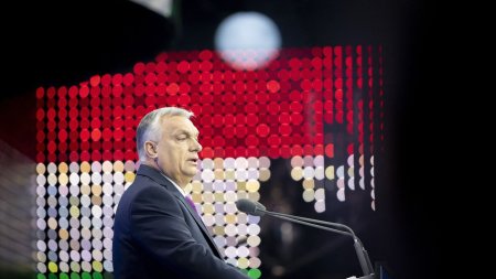 Viktor Orban vrea sa-i expulzeze pe ungurii cu dubla cetatenie considerati o amenintare. Alte amendamente propuse cu un an inainte de alegeri