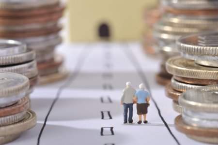 Lovitura pentru pensionarii cu venituri mari! Guvernul schimba radical impozitarea pensiilor