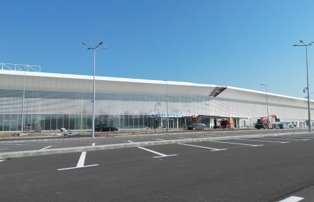 Erbasu se apropie de final cu noul terminal de 115 milioane de euro al Aeroportului Craiova. Sunt pregatite deja si zborurile de vacanta