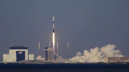 Astronauti blocati de 9 luni in spatiu: SpaceX amana lansarea <span style='background:#EDF514'>CAPS</span>ulei care urma sa-i aduca acasa