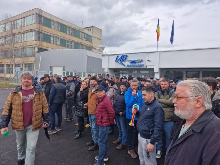 Greva de avertisment la IAR Ghimbav. Angajatii protesteaza impotriva politicii fiscale a Guvernului