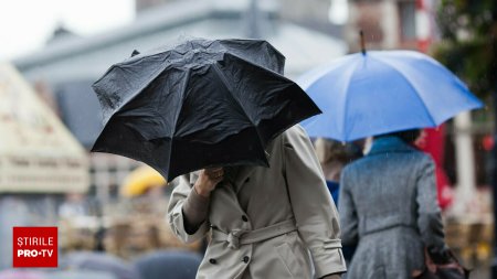 Toata Romania este sub avertizare meteo. Cod portocaliu de vant in 14 judete, Cod galben de vijelii in restul tarii