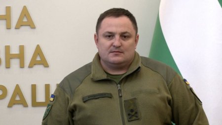 <span style='background:#EDF514'>GENER</span>alul care conducea Districtul Militar Nord a fost demis de Volodimir Zelenski, dupa pierderile din regiunea Kursk