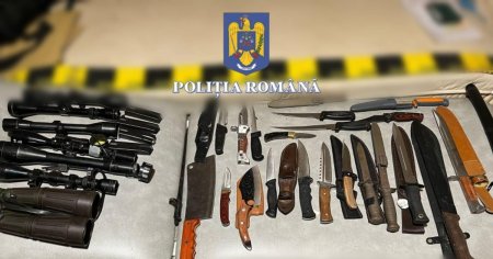 Barbati prinsi in flagrant cu un transport ilegal de arme, dupa intrarea in tara: arsenalul descoperit