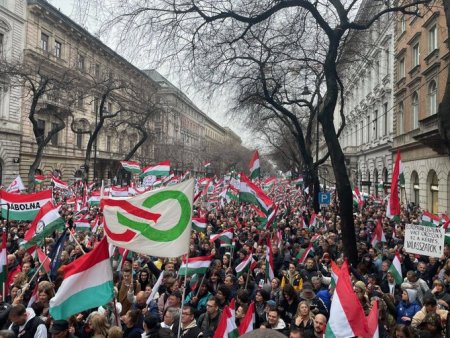 Opozitia din Ungaria protesteaza la Budapesta