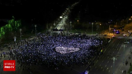 Ce spun romanii care au iesit in strada la <span style='background:#EDF514'>MITING</span>ul pro-Europa: Guvernantii ar trebui sa fie atenti, constienti