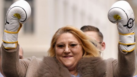 Diana Sosoaca i-a cerut lui Vladimir Putin sa intervina dupa ce BEC a interzis-o la prezidentiale: Va rog sa luati in considerare aceasta solicitare