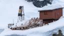 Cercetatori izolati in Antarctica cer ajutor: 