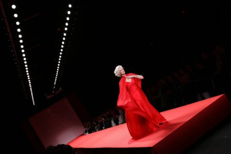 Cel mai longeviv model din lume: Carmen Dell’Orefice are 93 de ani