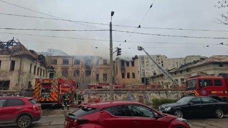 Incendiu la fostul liceu Timpuri Noi din Bucuresti