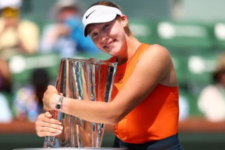 Mirra Andreeva, laudata de Maria Sharapova dupa triumful de la Indian Wells: Bine meritat, felicitari!