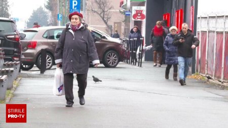 Pensionarii din Romania se descurca greu cu banii. Doar 1 din 5 angajati reuseste sa economiseasca pentru batranete