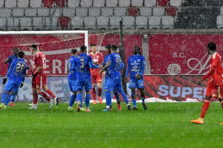 Sepsi - Gloria Buzau 1-2 » Surpriza mare in Covasna, Iliesta incepe mandatul cu o minune! Clasamentul din play-out