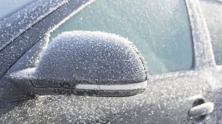 Vremea azi, 18 martie. Ninsori, vant intens si temperaturi sub zero grade. Prognoza meteo pentru fiecare regiune