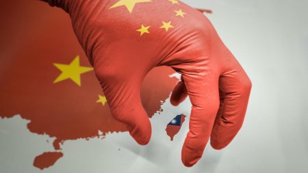 China spune ca exercitiile militare din jurul Taiwanului sunt o pedeapsa si avertizeaza: Daca se joaca cu focul vor fi zdrobiti