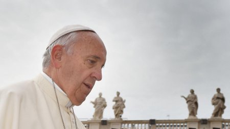 Papa Francisc a trimis, de pe patul de spital, o scrisoare emotionanta presei: 