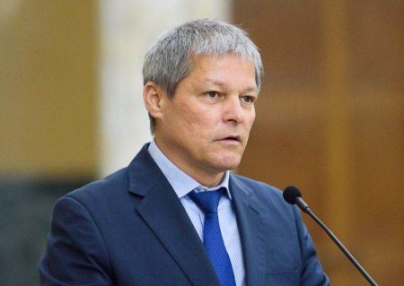 Dacian Ciolos, numit consilier onorific al presedintelui interimar Ilie Bolojan