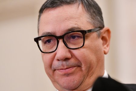 Victor Ponta nu mai este presedintele Comisiei de politica economica din Camera Deputatilor